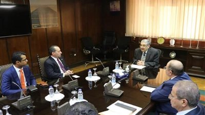 وزير الكهرباء يبحث مجالات التعاون مع القائم بأعمال السفير الأمريكي (صور)