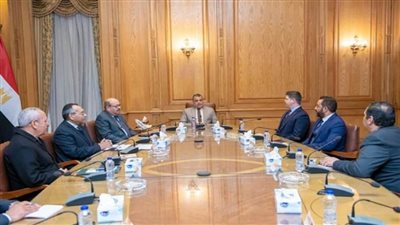وزير الإنتاج الحربي يستقبل وفد 