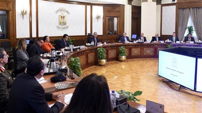 رئيس الوزراء يترأس اجتماع اللجنة الوزارية للسياحة.. بيع 1.7 مليون تذكرة لدخول المواقع الأثرية والمتاحف بصورة رقمية