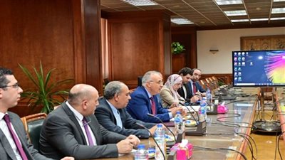 وزير الري: نعمل لخدمة منظومة الموارد المائية والري في مصر (صور)