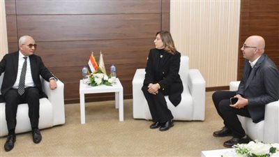 وزيرا الثقافة والتربية والتعليم  يتفقدان معرِض القاهرة الدُولى للكتاب فى دورته الـ 54