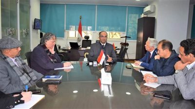 نائب وزير الإسكان يتابع أنشطة مشروع تعزيز استدامة خدمات مياه الشرب والصرف في الصعيد