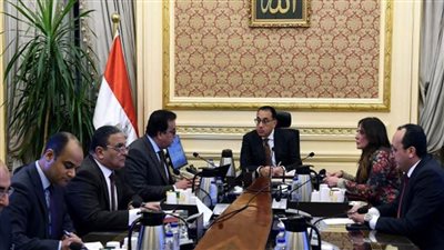رئيس الوزراء يتابع مع وزير الصحة جهود النهوض بالرعاية الصحية