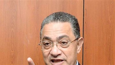 إنذار ضد شركة تستغل اسم الموسيقار محمد عبد الوهاب في إعلان تجاري