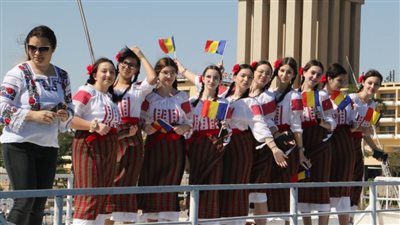 ديفيليه نهري في انطلاق فعاليات مهرجان أسوان الدولي العاشر للثقافة والفنون