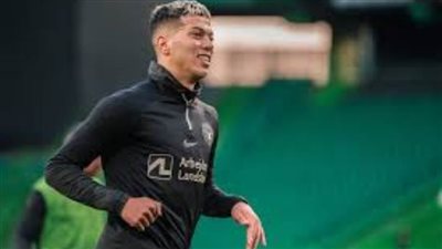 إمام عاشور على مقاعد بدلاء ميتيلاند أمام سبورتنج لشبونة في الدوري الأوروبي