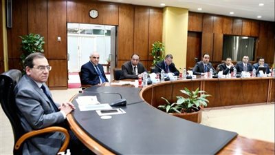 وزير البترول: الإقبال على استخدام الغاز للسيارات يوفر ٨٨ ألف طن وقود سائل 