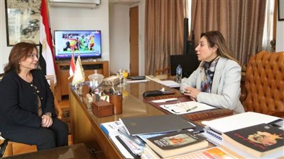 نيفين الكيلاني: لجنة من قطاعات الثقافة لتنفيذ أنشطة الطفل في أطار المشروع القومي لتنمية الأسرة المصرية 