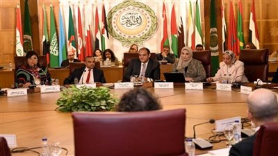 وزير التجارة يلقي كلمة مصر أمام المؤتمر السنوي الثامن لجمعية سيدات أعمال مصر 21 بالجامعة العربية (صور)