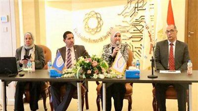 التعليم العالي: بحوث الإلكترونيات يوقع عقود عشرة مشروعات بحثية تطبيقية (صور)