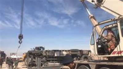 الوادي الجديد .. انقلاب شاحنة طوب على طريق الخارجة بلاط