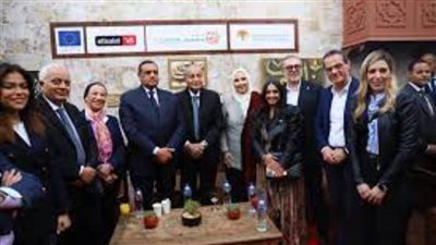 وزيرة البيئة تشارك في افتتاح معرض 