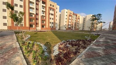 وزير الإسكان يتابع الموقف التنفيذى للمشروعات السكنية والطرق بمدينة العبور الجديدة (صور)