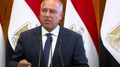 وزير النقل يوجه برفع الوعي الصحي للعاملات لضبط النمو السكانى