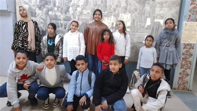 عميد كلية الفنون الجميلة بالأقصر يستقبل حفظة القرآن الكريم