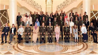 وزير الدفاع والإنتاج الحربي يكرم قادة القوات المسلحة المحالين للتقاعد 