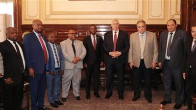 وزير الزراعة يبحث مع رئيس مجلس الشيوخ البوروندي سبل دعم القطاع الزراعي في بورندي