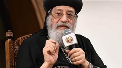 البابا تواضروس يتلقى تقريرا عن خطة الكنيسة في التنمية الاجتماعية