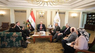 وزير التعليم العالي يلتقي مفوض السياسات العلمية بوزارة الخارجية الألمانية لبحث التعاون المشترك بين البلدين (صور)