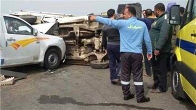 إصابة 6 أشخاص فى حادث تصادم بين سيارتين بالبحيرة