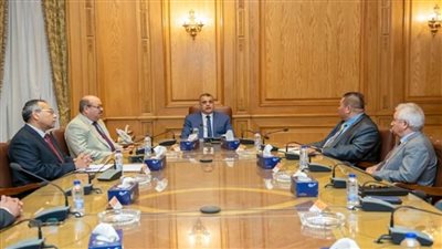 وزير الإنتاج الحربي يستقبل وفد 