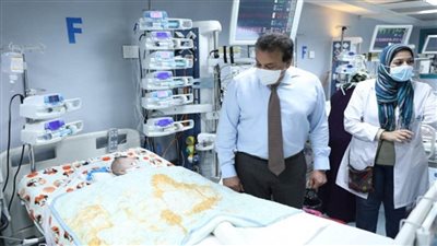 وزير الصحة يُشيد بنسب الإشغال ومعدلات الترددات اليومية بمعهد القلب (صور)