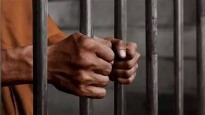 تجديد حبس شخصين لاتهامهما بسرقة مبالغ مالية من محطات وقود بالتجمع الأول