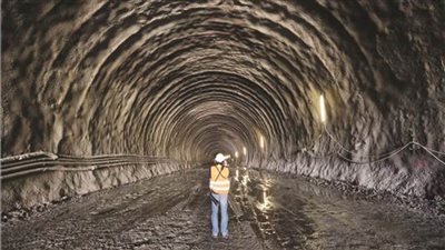 من قلب روسيا| أسرار أنفاق «دونباس» وكهوف «ماريوبول» 