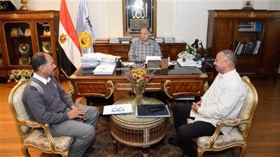 محافظ أسيوط: طرح مناقصة إنشاء مدفن صحي ومصنع لتدوير المخلفات الصلبة 