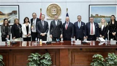 وزير السياحة والآثار يستقبل وفد اقتصادي من غرفة التجارة الأمريكية في اليونان