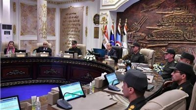 الرئيس السيسي: الدولة حريصة على انتقاء أفضل الكوادر البشرية للوظائف العامة