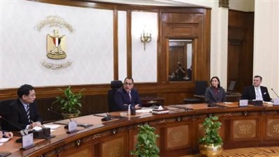 رئيس الوزراء يلتقي وزير الثقافة والسياحة الصيني والوفد المرافق له