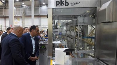 رئيس الوزراء يتفقد مصنع لوريال - القاهرة المتخصص في إنتاج مستحضرات التجميل (صور)