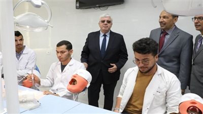 وزير التعليم العالي يتفقد جامعة سفنكس لمُتابعة انتظام سير العملية التعليمية (صور)