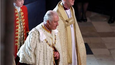 بدء مراسم تتويج تشارلز الثالث وكاميلا في كنيسة ويستمنستر 