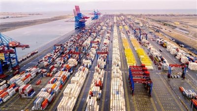 اقتصادية قناة السويس: وصول سفن الخدمات البحرية لميناء بورسعيد لإطلاق خدمة تموين السفن خلال أيام