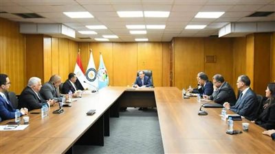 وزير البترول والثروة المعدنية يستقبل وفد لجنة التعدين بغرفة التجارة الأمريكية في مصر