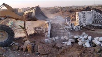 تنفيذ 23 قرار إزالة تعديات وبناء على أراضي الدولة واستراداد 1200 متر بالإسكندرية