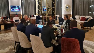 وزير المالية خلال لقائه مع نظيره في زيمبابوي بشرم الشيخ: ميكنة إدارة «المالية العامة» جعل الموازنة أكثر مرونة في مواجهة التحديات العالمية والمحلية