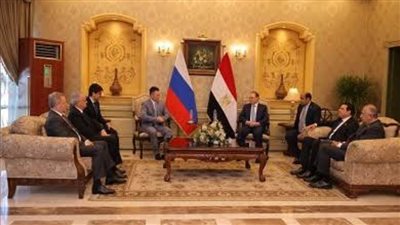 النائب العام ونظيره لدولة روسيا الاتحادية يبحثان تعزيز آليات التعاون القانوني والقضائي