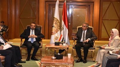 وزير القوى العاملة يواصل لقاءاته مع الوفد العراقي المُشارك في مؤتمر العمل العربي بالقاهرة (صور)