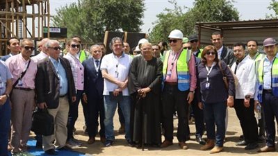 بعثة البنكين الدولي والأسيوي تتفقد جانبا من مشروعات الصرف الصحي بقرى الغربية (صور)