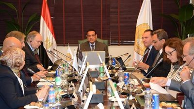 وزير التنمية المحلية يرأس الاجتماع الثاني للجنة تسيير برنامج الدعم الفني للوزارة ‏في مجال اللامركزية والتنمية الاقتصادية المحلية المتكاملة بالتركيز على صعيد مصر