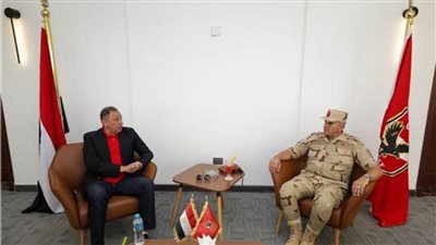 قبل الافتتاح الرسمي ..رئيس الأهلي ومدير الأشغال العسكرية يتفقدان فرع التجمع 