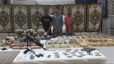 سقوط عناصر إجرامية بحوزتهم كميات من المخدرات والأسلحة النارية بقيمة 8.6 مليون جنيه في المرج