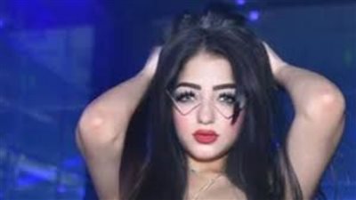 تجديد حبس البلوجر آية إيهاب وعشيقها 45 يومًا بتهمة حيازة 860 طربة حشيش