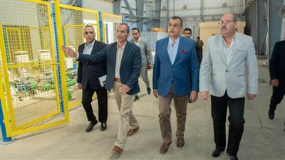 وزير الدولة للإنتاج الحربي يقوم بجولة تفقدية مفاجئة لشركة حلوان للصناعات الهندسية