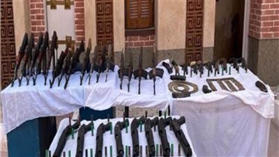 ضبط 34 قطعة سلاح ناري وتنفيذ 379 حكمًا قضائيًا خلال حملة أمنية بأسيوط
