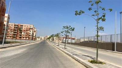 استكمال تنفيذ شبكة الطرق بمدينة العبور الجديدة لتسهيل حركة المواطنين (صور)