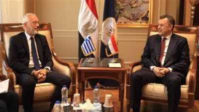 وزير السياحة والآثار يبحث مع سفير اليونان بالقاهرة سبل تعزيز التعاون